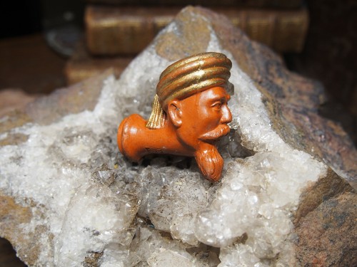 Collectible terracotta pipe - ,