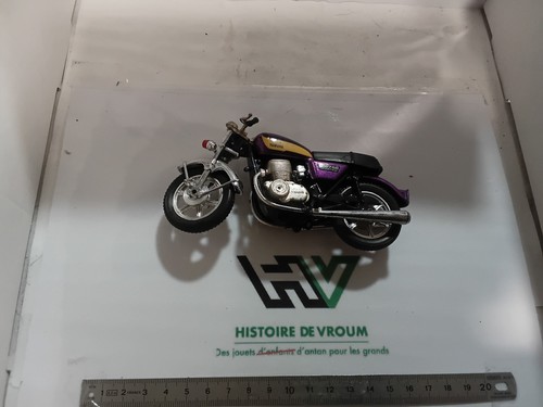 Epave moto yamaha 750 - tx,
