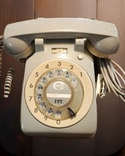 Beau Téléphone Vintage GCT ITT "Face Standard" - Style S63 à Cadran Rotatif 