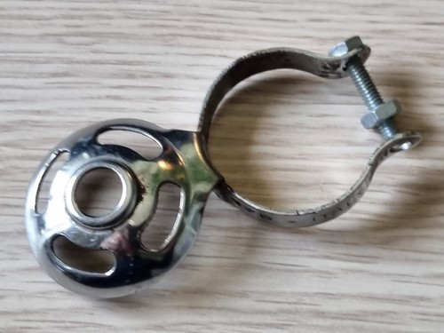 Collier porte pompe - reg, velo