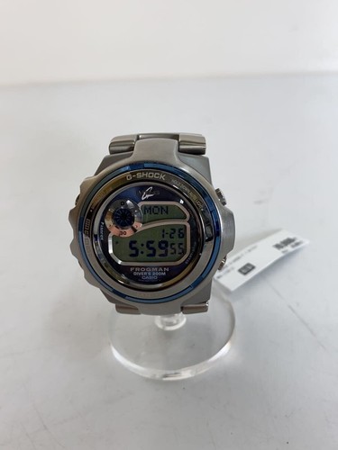 Montre numérique homme casio - numérique,