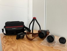 Panasonic Lumix GX9 + 3 objectifs (12-32, 25 f1.7, 35-100) + sacoche + trépied
