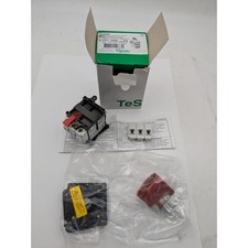 SCHNEIDER ELECTRIC VCF02 044887 Interrupteur sectionneur arret d'urgence + poign