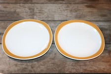 2 Assiettes porcelaine
