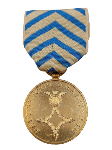 E7ja médaille - e7ja*(ref16768),