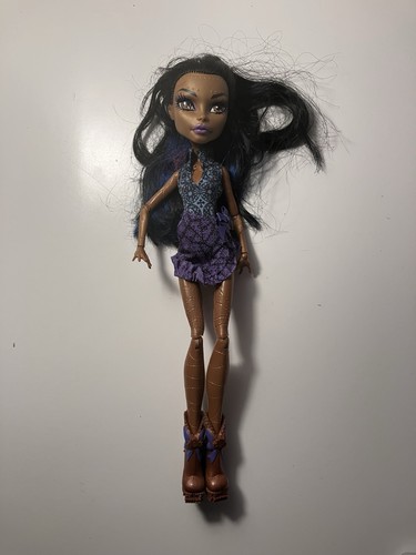 Poupée monster high - monster,