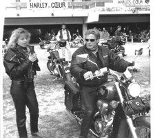 Johnny Hallyday / Adeline Blondieau  "  Photo Les Harley du cœur  "