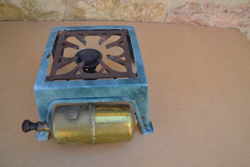 Ancien réchaud pétrole - ancien,
