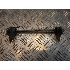 patte fixation moteur 125