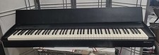 Roland F-140R Digital Piano