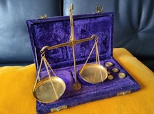 Ancienne Balance de Bijoutier Laiton avec Poids