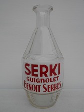 Rare et ancienne carafe SERKI
