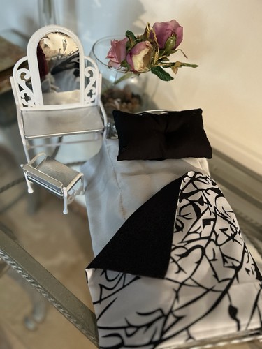 Bed vanity set - bed, +