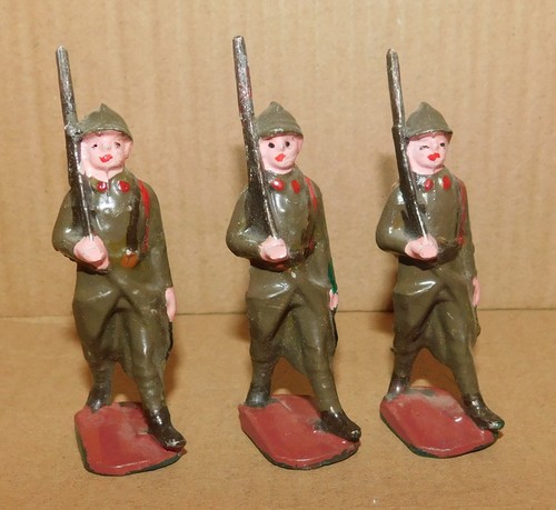 Soldat en aluminium - x,