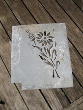 Ancien Pochoir en Zinc motif fleurs Floral 20 x 17 cm
