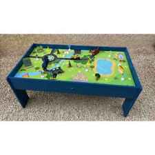 Table en bois / circuit Trains et Voitures 