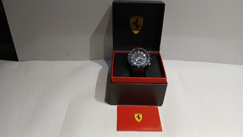 Montre ferrari chronographe - montre,