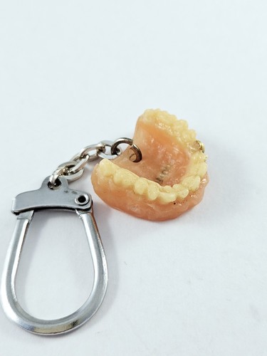 Porte cles rare - porte-cles,