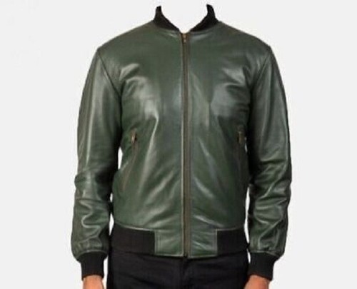 Hommes vert peau - vert,