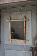 Ancien miroir cadre en bois imitation bambou de bistrot vintage déco