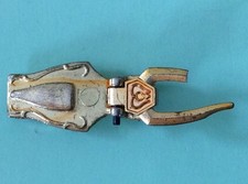 B03 SAINT SEIYA Pièce Armure AVANT BRAS du SCORPION Chevalier D'or Zodiaque