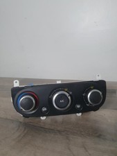 Commande chauffage RENAULT CLIO 4 PHASE 1 275704632R