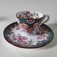 Tasse à café ancienne