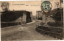 CPA Toul-Porte Jeanne d'Arc