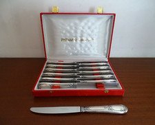 12 couteaux à fromage métal