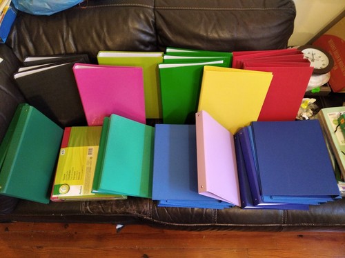 Fournitures scolaire - ,