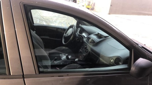 Vitre avant droit renault clio - vitre,
