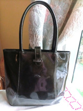 Sac "LONGCHAMP" en Cuir Verni couleur Chocolat numéroté