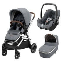 Modèle "Bébé neuf" poussette cosy nacelle TRIO ADORA