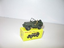 DINKY TOYS, jeep willys pare-brise fixe, pilote, crochet modéle III militaire F