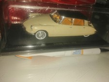 Ixo 1/43 Citroën DS19 de 1956
