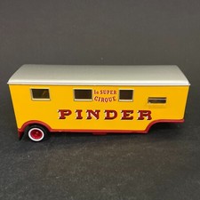 Altaya Collection - La Remorque Fruehauf, "85" Cirque Pinder (1/64)