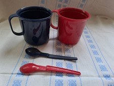 Tupperware Set Mug Micro CAKE  Lot De 2 Avec Cuillères Comme Neufs