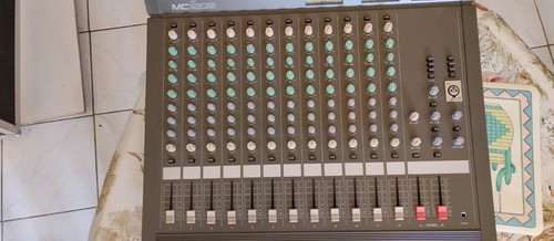 Table mixage analogique - table,