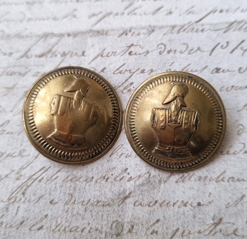 Boutons anciens génie - anciens,