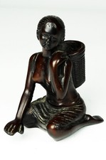 Statuette Africaine Résine • Femme Agenouillée avec Panier • 10 cm • Art Tribal