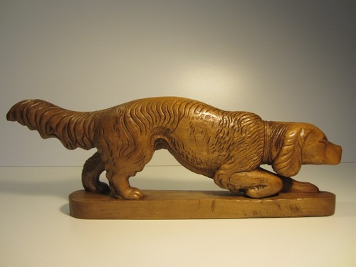 Sculpture bois chien de - en,