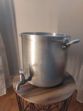 Enorme marmite avec robinet Bourgeat en aluminium vintage