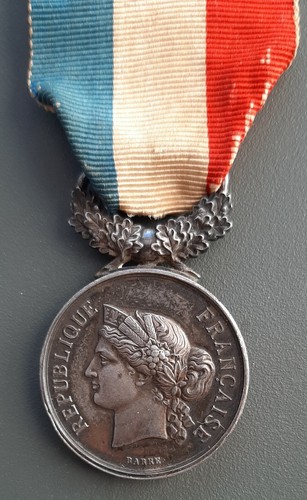 Médaille 1875 barre actes - médaille,