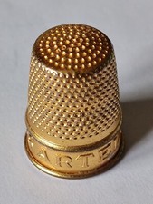 Ancien De A Coudre Doré