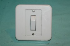 Interrupteur simple allumage