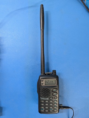 Icom t8a transceiver - fm,