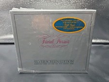 Vintage trivial pursuit - pursuit, silver