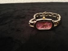 montre a quartz ancienne vintage en métal argenté marque time