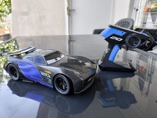 Voiture 28 cm sonore radio commandée cars 3 Disney store pixar 