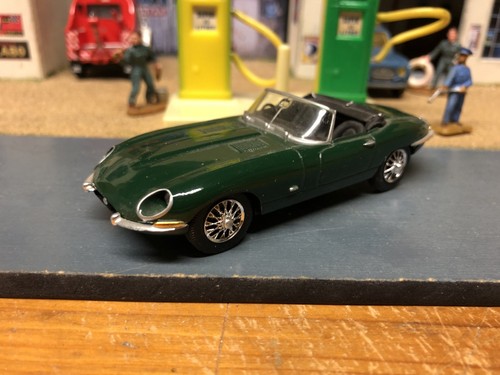 Jaguar type cabriolet - jaguar, 1/43